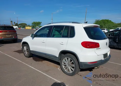2014 Volkswagen Tiguan Sel из США, поврежденный, VIN WVGAV3AX0EW509797